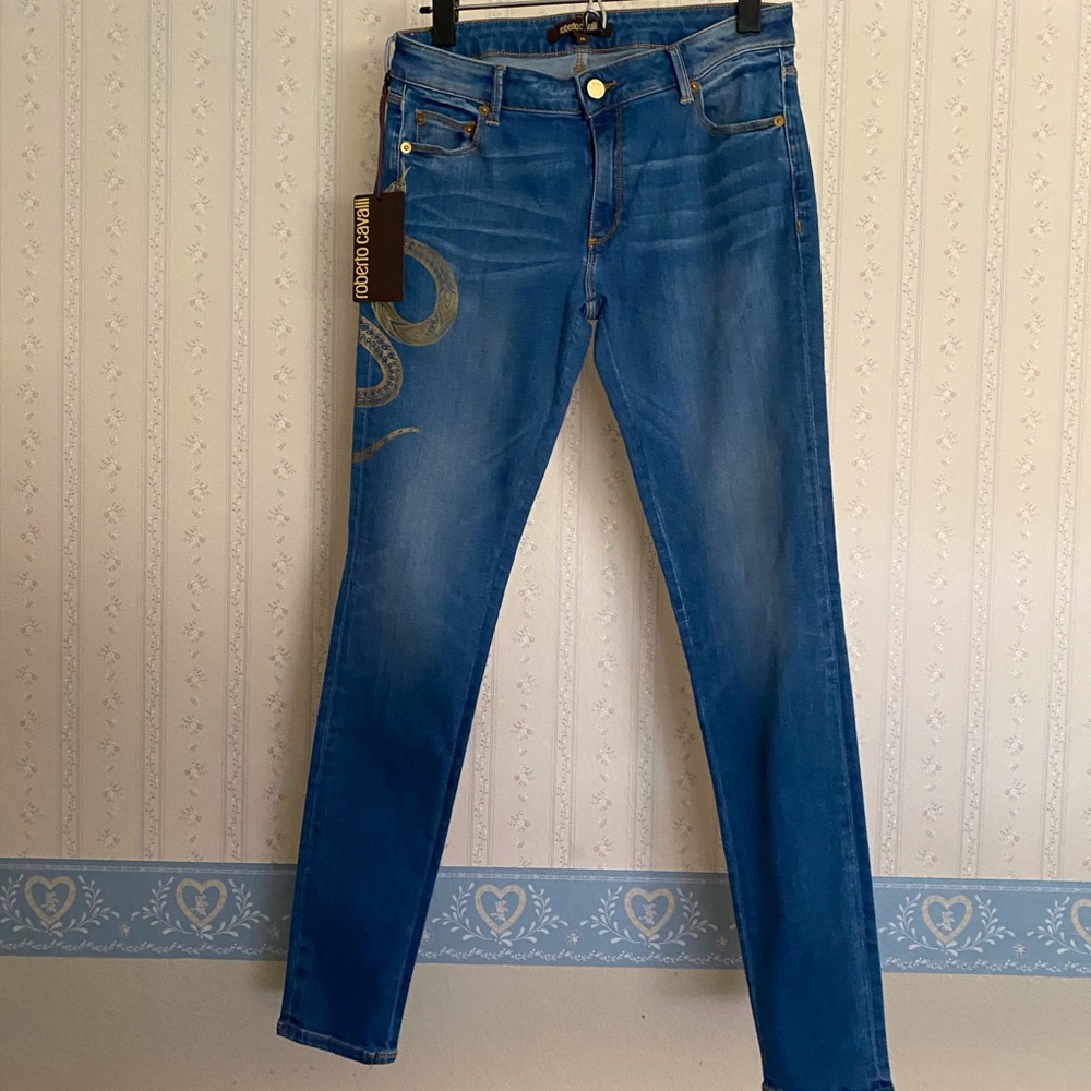 NEW ROBERTO CAVALLI Snake Graphic Skinny Jeans in a Size 6.